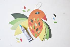 Un Rituel Oiseau Pour S Endormir Bubblemag Loisirs Creatifs De Printemps Artisanat Bricolage Feuille De Couleur