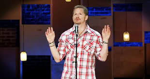 She first appears in season 1 as a court reporter working in the same government building as the marshal's office. Tim Hawkins On Hand Raising At Church Staff Picks