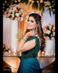 Like some other classical low bun wedding hairstyles, this hairdo looks fabulous with pearl earrings and a simple silk dress with a low cut back. Bookmark These Terrific And Most Mesmerizing Hairstyles With Gowns