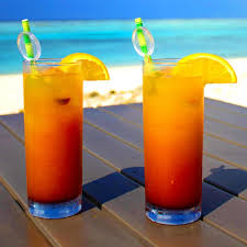 Recette Cocktail Malibu Sunrise Cocktail Mag Recette Recette Cocktail Cocktail Rhum Coktail Rhum
