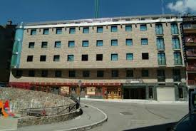 A solo 50 metros de los m. Aparthotel Pierre Vacances Pas De La Casa Alaska Pas De La Casa Andorra
