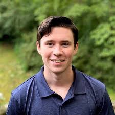 Declan Lynch's Instagram, Twitter & Facebook