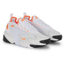 La nike zoom 2k pour femme associe un look rétro élégant à des éléments futuristes. Zoom 2k