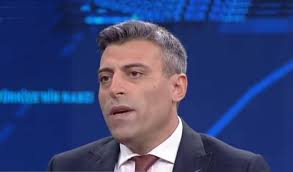 Partinin ağır toplarından ümit özdağ, ahmet hakan'a konuştu. Umit Ozdag Kimdir Nereli Boyu Ve Kilosu Kac Yasinda