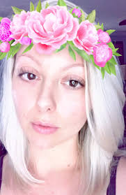 Luna Lynn (@Lightofluna)