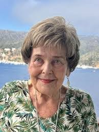 Dorothy Dougherty's Instagram, Twitter & Facebook