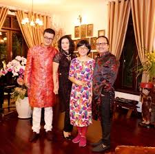 Trong suốt thời gian qua, anh vẫn luôn hết mình trong các chương trình ca đặc biệt, phần trình diễn ca khúc quê hương của saxophone trần mạnh tuấn tại bệnh viện dã chiến đã khiến nhiều người xúc động, lan. Tiá»ƒu Sá»­ Nghá»‡ SÄ© Saxophone Tráº§n Máº¡nh Tuáº¥n