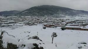 De 2020, este municipio cuenta con una población total de 1.893 habitantes. El Barraco Nevado Barraco Avila