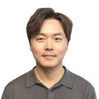 Jae Sim's Instagram, Twitter & Facebook