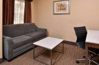 Guests looking for a stellar location in from a laundry area to a pool and air conditioner, you will certainly feel like you're right at home at best western hollywood plaza inn, as it has everything. Best Western Hollywood Plaza Inn Hollywood Walk Of Fame Hotel La Los Angeles Updated 2021 Prices