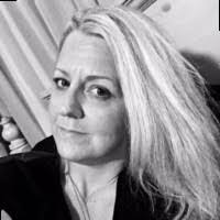 Melissa Schewe's Instagram, Twitter & Facebook