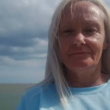 🌟 From gastric sleeve surgery to self-discovery, Valerie's transformation  is a testament to the power of resilience and self-love. 💓 Let's all  applaud her for achieving the impossible and embracing a healthier,