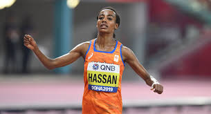 2 days ago · sifan hassan falls during 1500 meter and gets back up to win, keeps triple gold hopes alive. Sifan Hassan Bricht 10 000 Meter Europarekord Von Paula Radcliffe Leichtathletik De