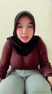Hijab Sweater Merah Toket Brutal 2025 - PEMERSATU.FUN