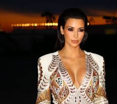Nuru The Light Kim Kardashian In Balmain Fashion Kim Kardashian Kardashian