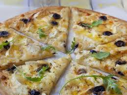 Pizza Chevre Miel Creme Fraiche Recette Pizza Chevre Pizza Chevre Miel Recettes De Cuisine