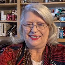 We had a little piano singing that night. Let us sing you happy. 🙌🏻 I  hadn't sung this song in 20 years or more. But Mom requested it, so here  you go.