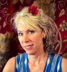 Diane Mcintire's Instagram, Twitter & Facebook