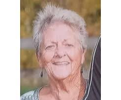 Jean Easter's Instagram, Twitter & Facebook