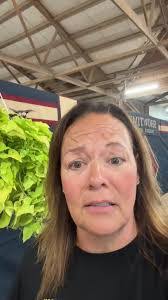 Crystal Tinsley's Instagram, Twitter & Facebook