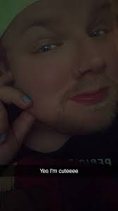 Heyyy, any girlies or guys wanna start playing? I'm 23 and British😂🤢 but  anyways I play battle royale, OG, DELULU, murder mystery, mini games,  reload, so basically everything lol😂