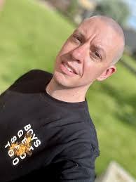 Mark Pedley's Instagram, Twitter & Facebook