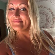 Bob Dylan and his Band will perform in Wichita, Green Bay and Mankato this  spring. Tickets