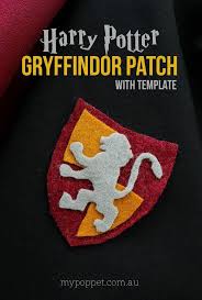 Diy Harry Potter Gryffindor Patch With Template Harrypotterclothing Harry Potter Costume Diy Harry Potter Kids Harry Potter Diy