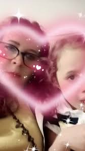 Видео от пользователя Sandra Constanza C. (@sandraconstanzacavila) с  композицией «Crazy Little Thing Called Love