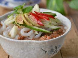 Di negeri sarawak, terdapat satu jenis hidangan yang popular disana iaitu laksa sarawak. Resipi Laksa Asam Nyonya Memang Padu Rasa Kuah Dia