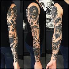 Oldlines Sleeve By Pari Corbitt Tattoos Tattooart Traditional Style Tattoo Sleeve Tattoos Traditional Tattoo Sleeve