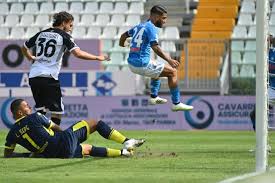 Барселона — атлетик бильбао 31 января 2020 прямая трансляция. Napoli Beats Parma 2 0 Fans Return To Serie A Stadiums Deccan Herald