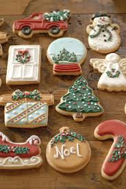 They offer a range of cake decorating classes at their sims lane and star vista studios, including course 1: A Spoonful Of Sugar Home In Canada