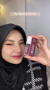 Review of Stacey & Raecca Lip Tints: A Detailed Comparison