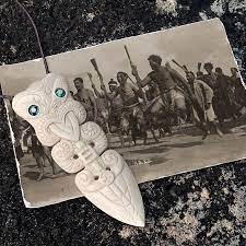 Hei Taiaha Toa Taua Maori Bone Carving Scrimshaw Art Skull Carving Bone Carving