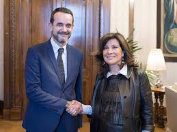 La presidente del senato maria elisabetta alberti casellati con il presidente della repubblica sergio mattarella e il presidente della presidente senato: Il Presidente Del Senato Maria Elisabetta Alberti Casellati Riceve Il Presidente Dell Ispra E Del Snpa Stefano Laporta Italiano