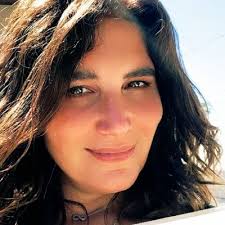 1783 likes · 5 talking about this. Lourdes Castro Lourdes58483348 Twitter