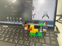 Internet download manager idm 6.28 build 9 overview internet download manager is one of the most widely used application for downloading different media files and that too with a very impressive speed. ç†ç§'å¤§ Idm On Twitter Our Students Made Something From Nothing Of Course They Have Become Able To Handle Both Online Studio 2 0 And Offline During The Exciting Lego Serious Play Session ç†ç§'å¤§idm å›½éš›ãƒ‡ã‚¶ã‚¤ãƒ³çµŒå–¶