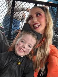 Pumpkin patch with #PamelaPupkin new video coming soon! 👹🎃🔥