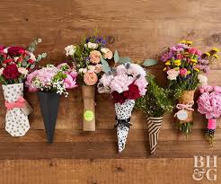 Flower dictionary with flower meanings and flower pictures. Make These Stunning Bouquet Wraps Better Homes Gardens