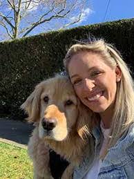 Karen Niland's Instagram, Twitter & Facebook