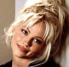 Iona Hamilton Davis (ionadavis11)