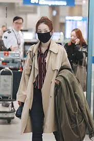 Seulgi Fashion Seulgi Airport Fashion Seulgi Airport 2016 Red Velvet Seulgi 2016 Seulgi Outfits Kpop Idol Airport Fa Pakaian Trendi Ekspresi Wajah Pakaian