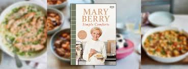 Making the mary berry classic christmas cake. Have Yourselves A Mary Berry Christmas As Top Chef S Recipe Book Becomes A No 1 Tesco Plc