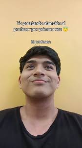 Ese profe quiere que le apaguen las luces pero de su vida ☠️🫥😂 #fypシ...