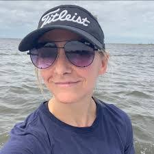 Alexandra Laughlin's Instagram, Twitter & Facebook