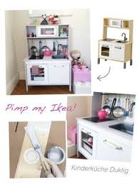 Valerie Hat Eine Neue Kuche Der Klassiker Die Ikea Duktig Kinderkuche Ist Bei Uns Eingezogen Man Muss Es Sagen Einfach Die Beste Spielkuche Cocina Ikea Ikea