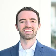 During the pandemic, pharmacy schools across nation saw major changes to  their curriculum. The adoption of a virtual environment abruptly reduced  access to in-person learning, rotations, skills labs,…