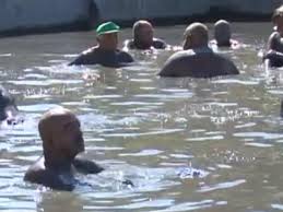 Fie ca doresti sa iti imbunatatesti sanatatea, sa te relaxezi sau sa iti serbezi un eveniment importanat din viata ta, complexul baile valea stelii iti sta la. BÄi Unice In Romania La BÄicoi