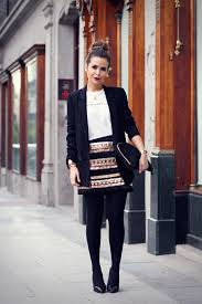 Certaines préfèrent s'habiller chaudement dans un style casual et d'autres, aiment sortir leur plus belle robe. Igrishe Izhvrlyam Jerarhiya Tenue Pour Reveillon De Noel Trailridgepoa Com